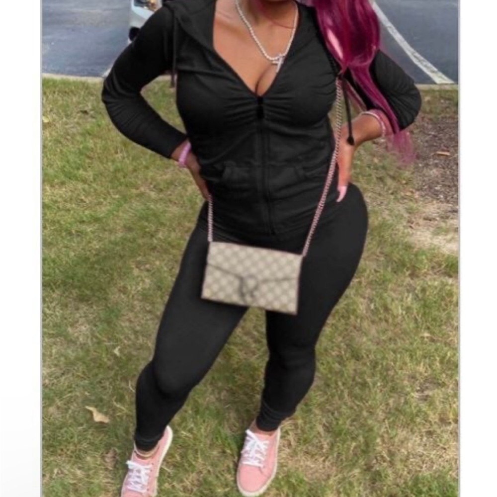 Women’s 2pc sweat suit